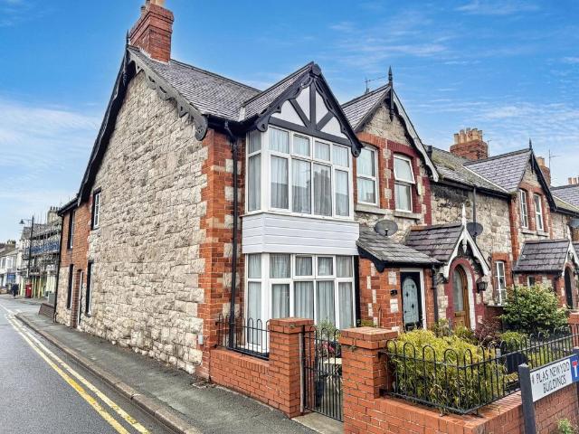 House for sale in Abergele, Wales