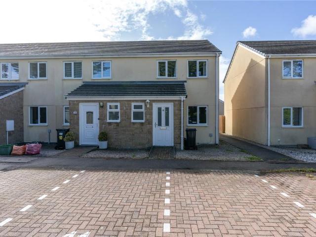House for sale in Crowlas, Cornwall