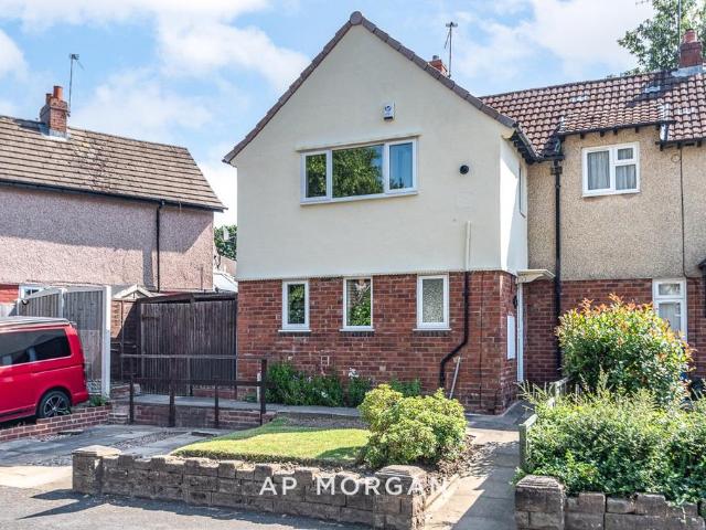 House for sale in Stourbridge, West Midlands