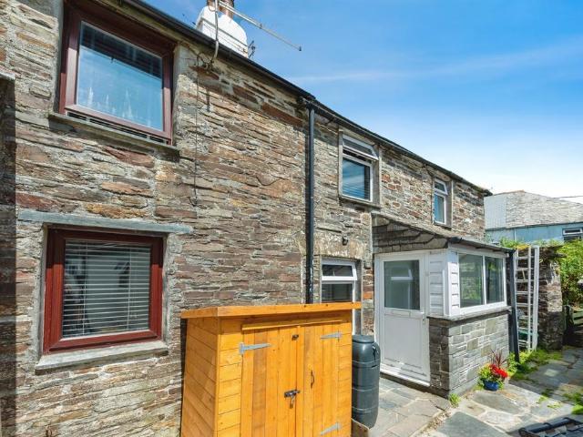 House for sale in Delabole, Cornwall