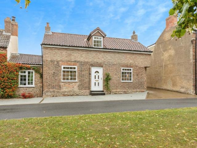 House for sale in Kirkby Fleetham, North Yorkshire