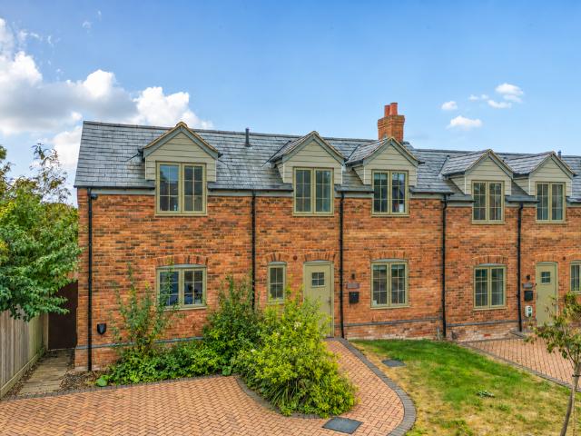 House for sale in Evershot, Oxfordshire