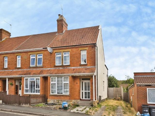 House for sale in Yeovil, Somerset
