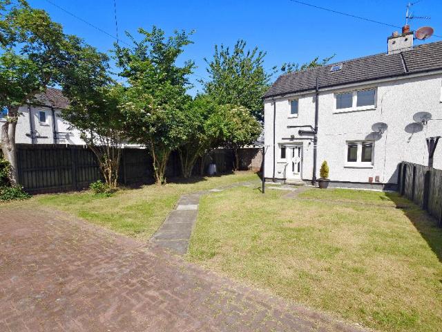 House for sale in Linthouse, Scotland