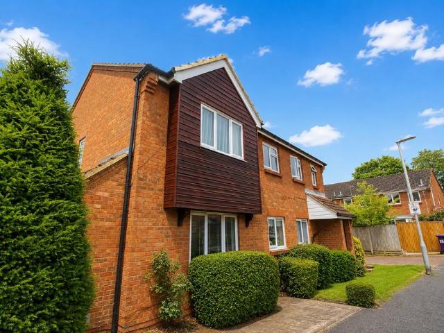 House for sale in Jubilee Industrial Centre, King's Walden