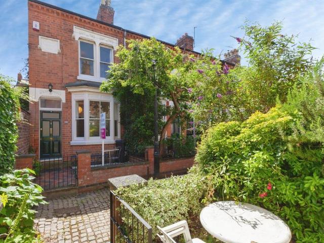 House for sale in Highfields, Old Wharf