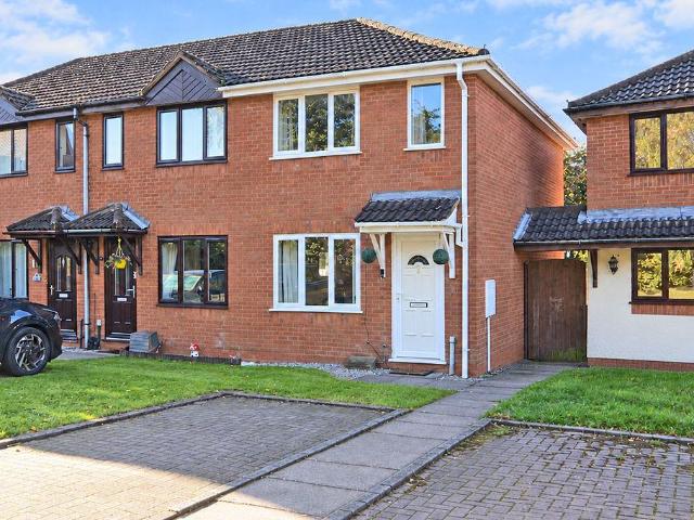 House for sale in Chase Terrace, Lichfield