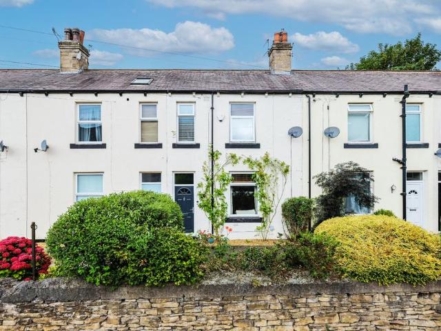 House for sale in Calverley, West Yorkshire