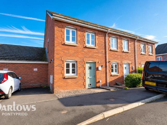 House for sale in College Green Estate, Pontypridd