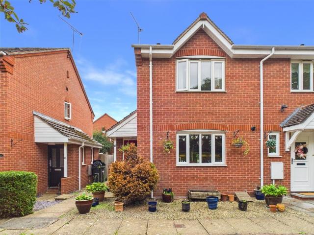 House for sale in Warndon, Worcestershire