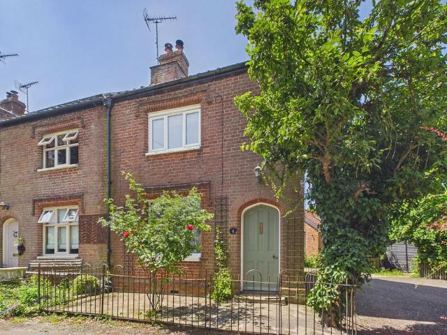 House for sale in Bedingfield, Suffolk