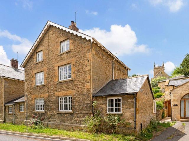 House for sale in Fossebridge, Gloucestershire