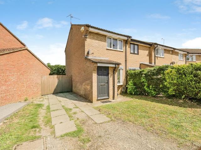 House for sale in Southfields, Northampton