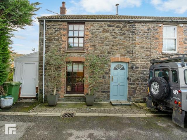 House for sale in Taffs Well, Wales