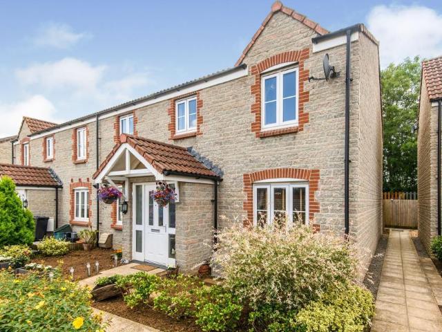 House for sale in Webbs Heath, South Gloucestershire