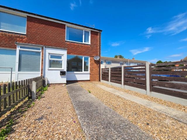 House for sale in Millmead, Acol