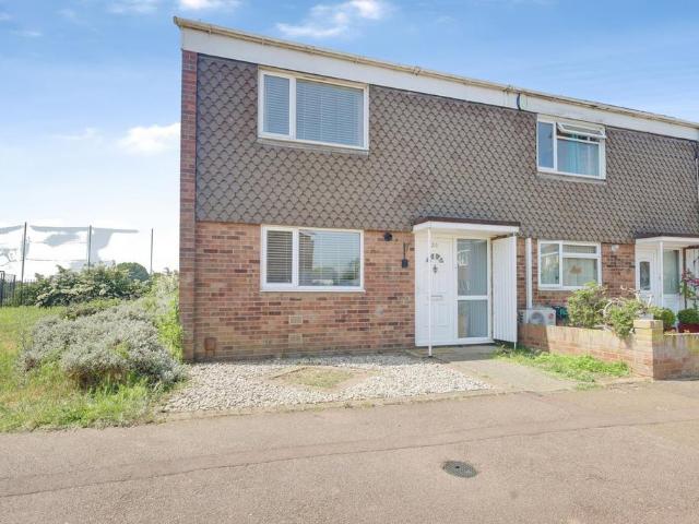 House for sale in North Shoebury, Alton Barnes