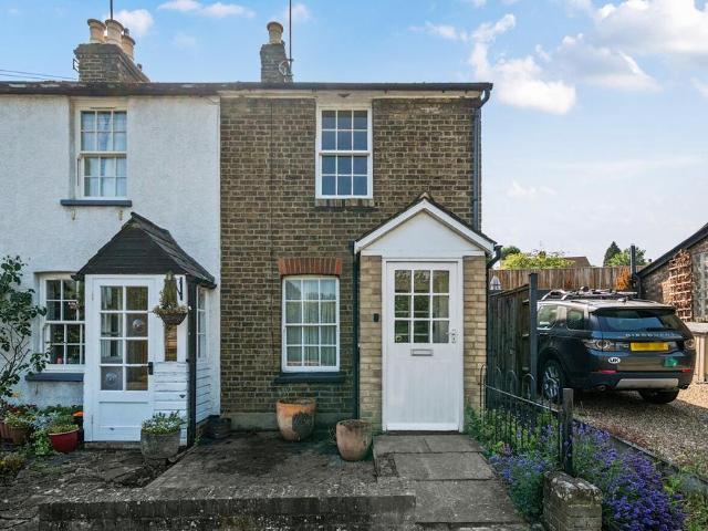 House for sale in The Butts, Kent