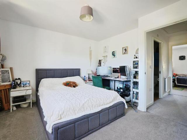 House for sale in Bridgefield, Kent