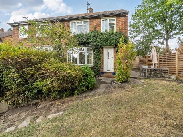 House for sale in Sunningdale
