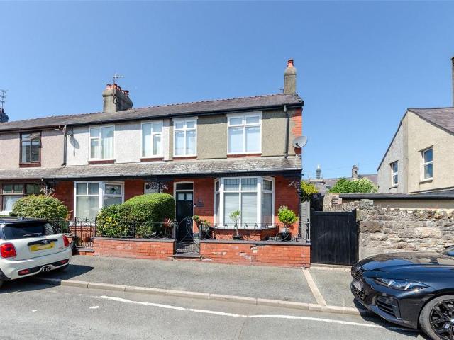 House for sale in Caernarfon