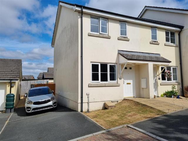 House for sale in Launceston, Cornwall
