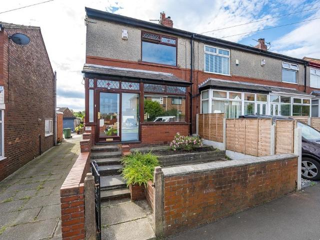 House for sale in Kitt Green, Wigan