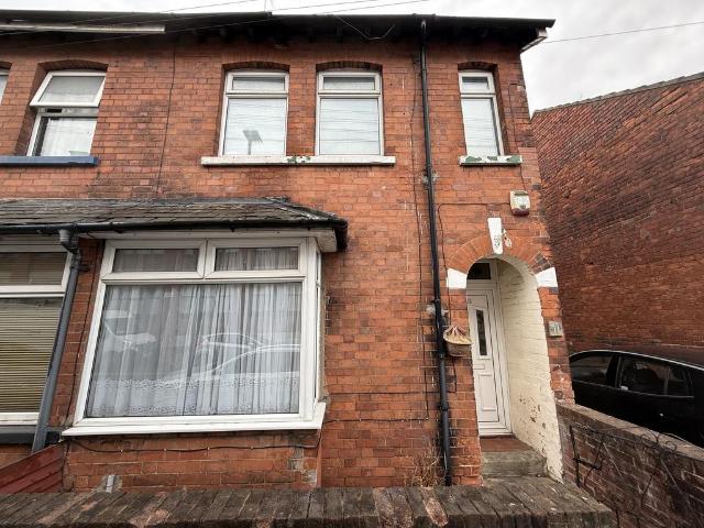House for sale in Potters Corner, East Midlands