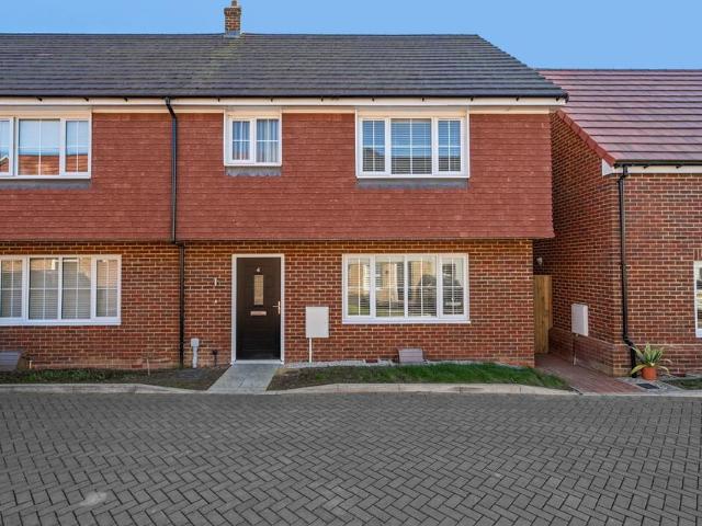 House for sale in Minster, Acol