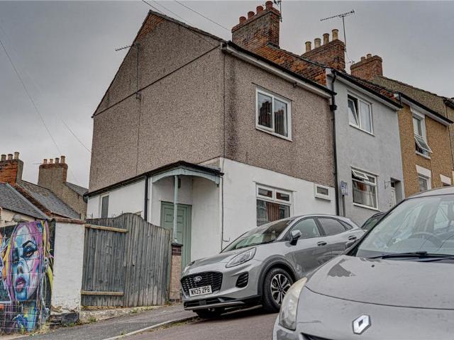 House for sale in Rodbourne, Swindon