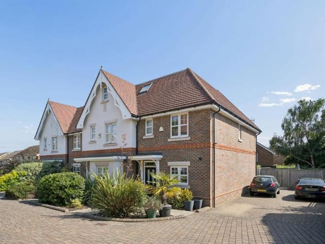 House for sale in Cookham