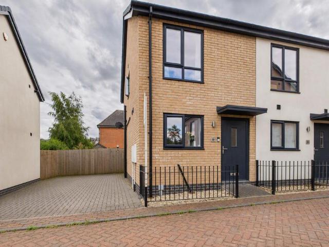 House for sale in Yaddlethorpe