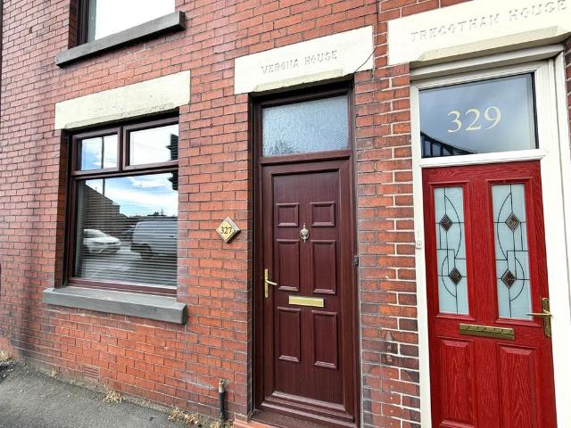 House for sale in Westhoughton, Lee Bank