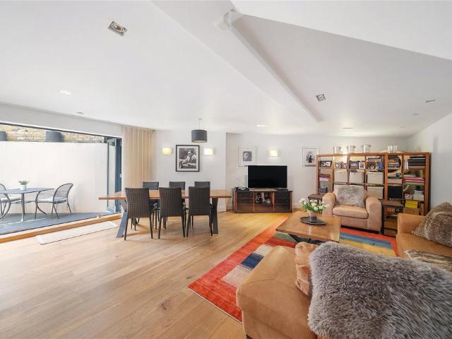 House for sale in Fulham, Greater London