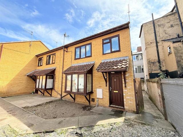 House for sale in Southtown, Stokesby