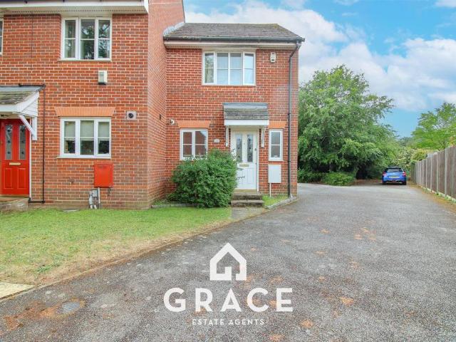 House for sale in Thorington Park, Chelmondiston