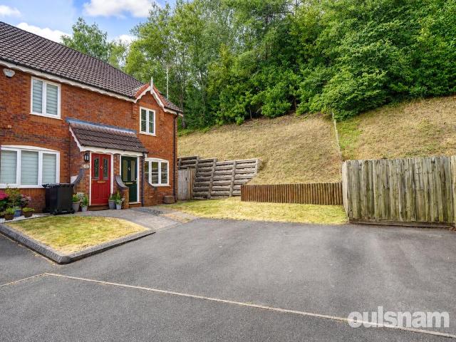 House for sale in Bromsgrove, Worcestershire