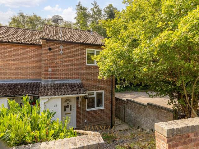 House for sale in Broadfield, Glynde