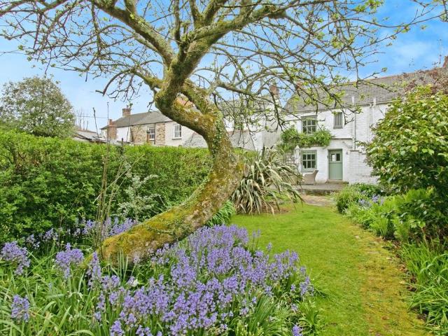 House for sale in Gweek, Cornwall