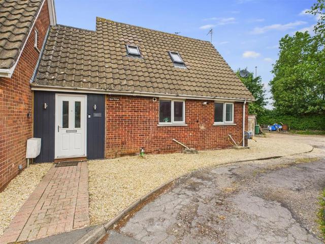 House for sale in Podsmead, Gloucester