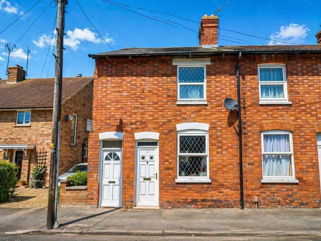 House for sale in Rushden, North Northamptonshire