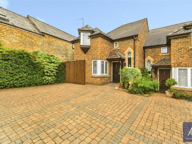 House for sale in Radstone Fields, Brackley