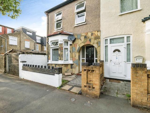 House for sale in London Borough of Newham, Greater London
