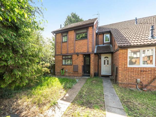 House for sale in Covingham, Swindon