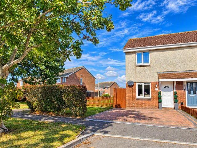 House for sale in Lee-on-the-Solent, Gosport