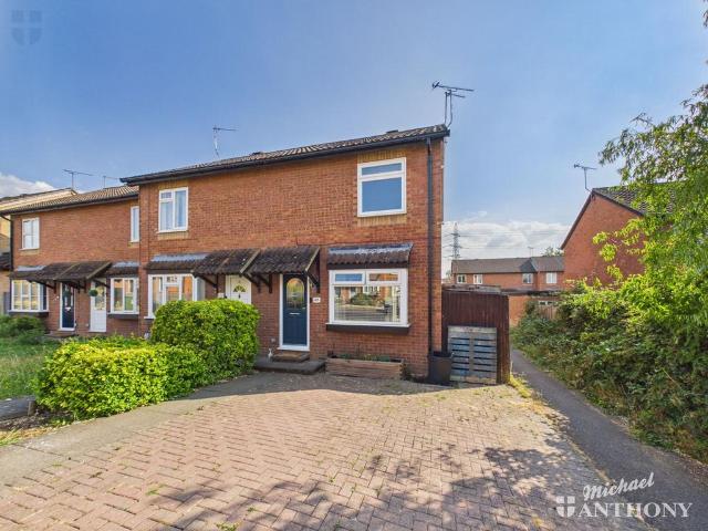 House for sale in Stoke Mandeville, Buckinghamshire