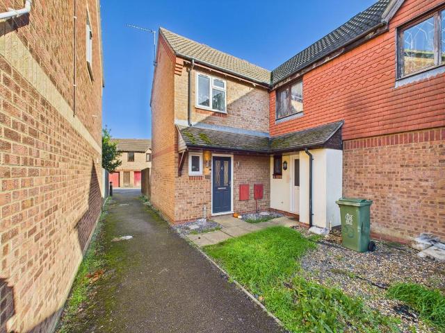 House for sale in Stoke Mandeville, Buckinghamshire
