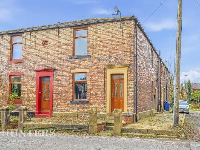 House for sale in Caldermoor, Burnedge