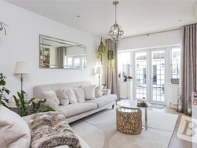 House for sale in Dagenham, Isle Of Man