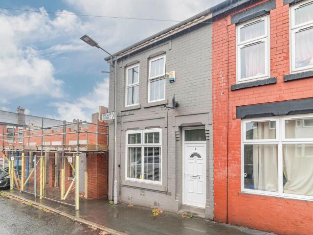 House for sale in Georgia, Greater Manchester